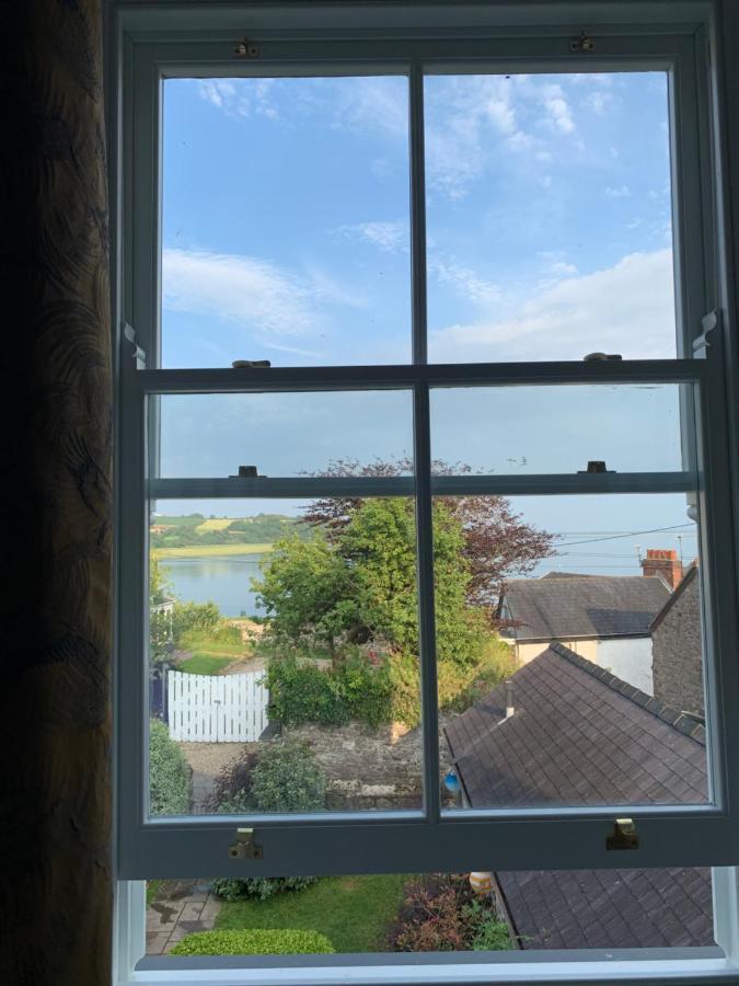 Dylan Thomas Sea View Bed & Breakfast Laugharne Eksteriør bilde