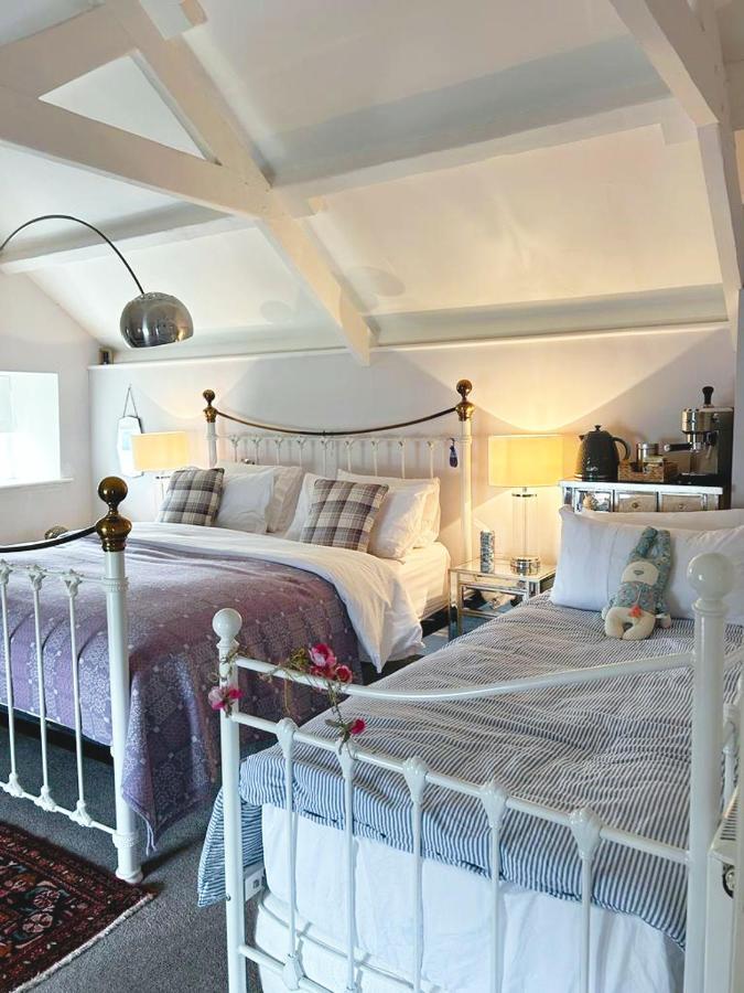 Dylan Thomas Sea View Bed & Breakfast Laugharne Eksteriør bilde