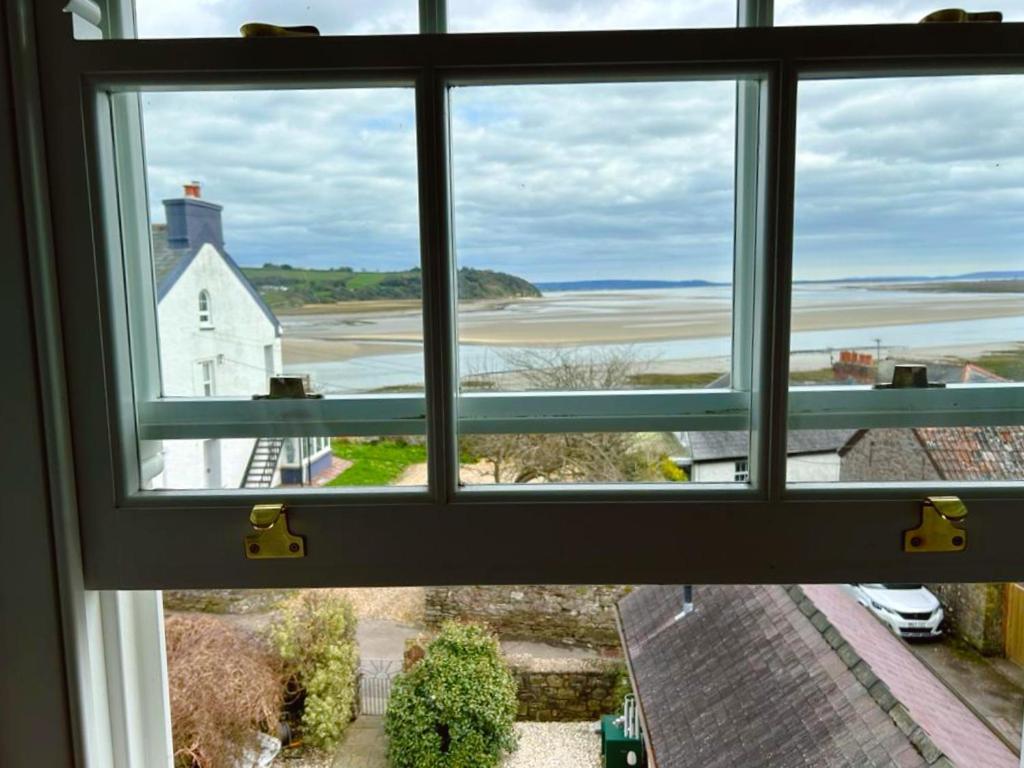 Dylan Thomas Sea View Bed & Breakfast Laugharne Eksteriør bilde